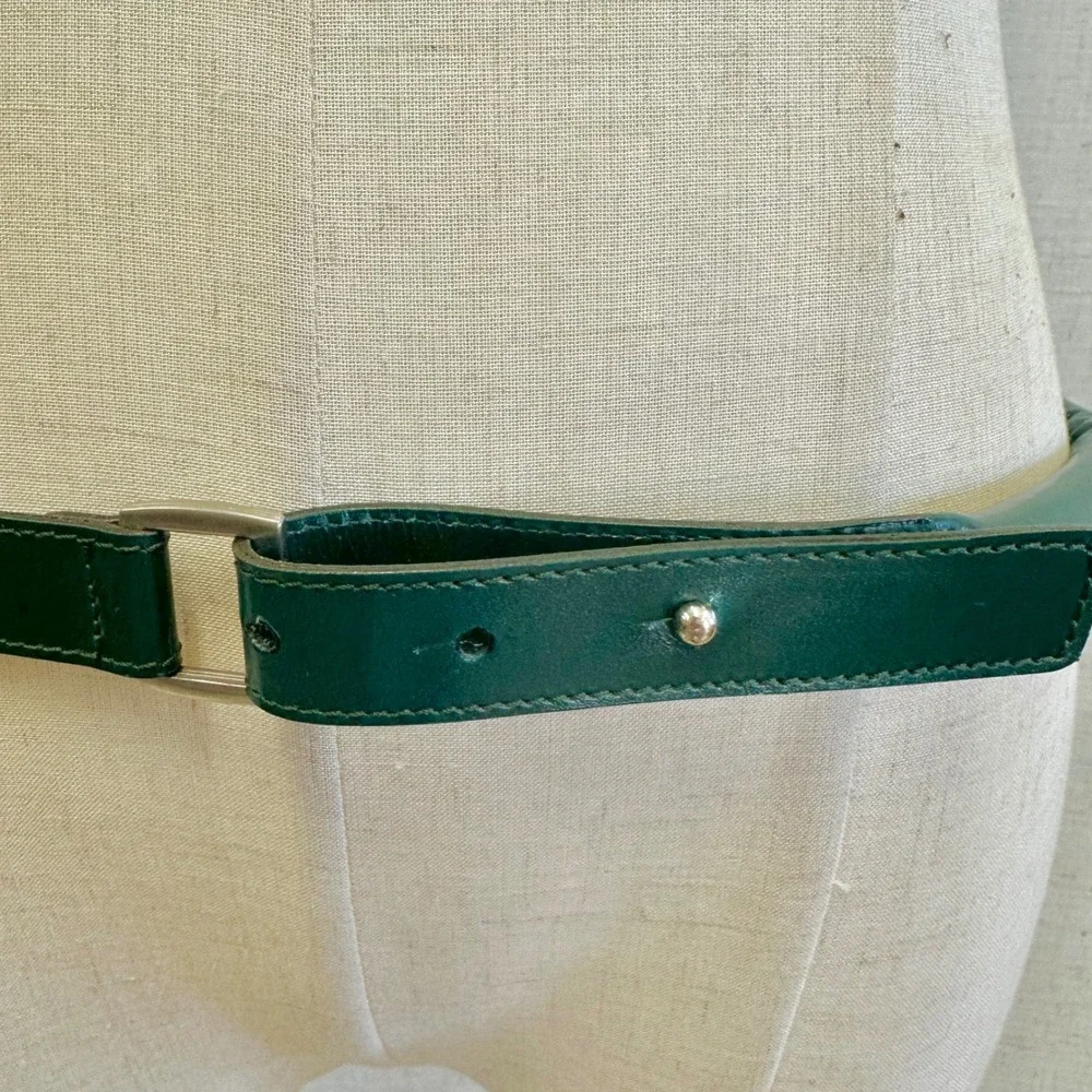 Vintage Ralph Lauren Emerald Green Tubular Leather‎ Rolled Skinny Belt Size 30
